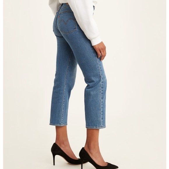 Levi’s Premium Wedgie Straight crop Jeans - Picture 2 of 7
